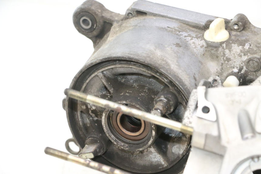 photo de CARTER BAS MOTEUR MBK EVOLIS 80 (1993 - 1999) - Photo complémentaire