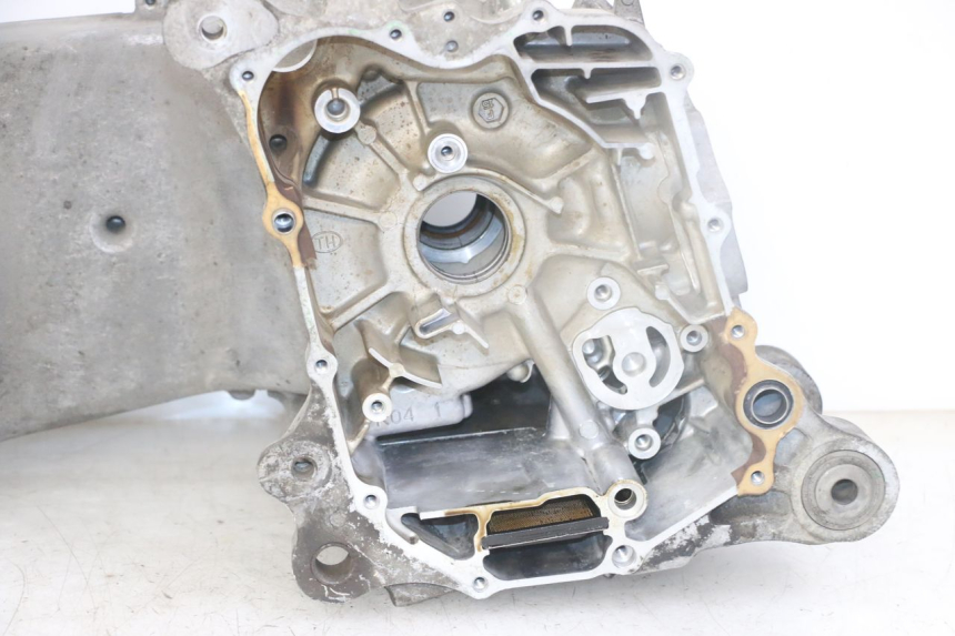 photo de CARTER BAS MOTEUR HONDA FORZA ABS 300 (2013 - 2019)