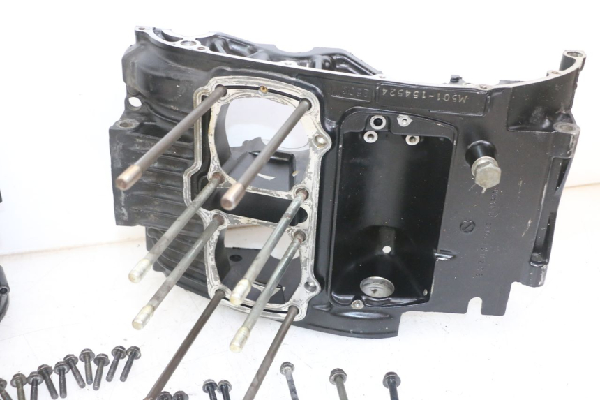 photo de CARTER BAS MOTEUR SUZUKI GS GSE 500 (2001 - 2003)
