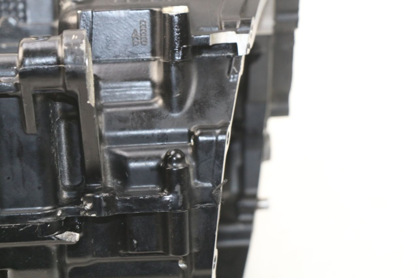photo de CARTER BAS MOTEUR SUZUKI GSR 600 (2005 - 2012)