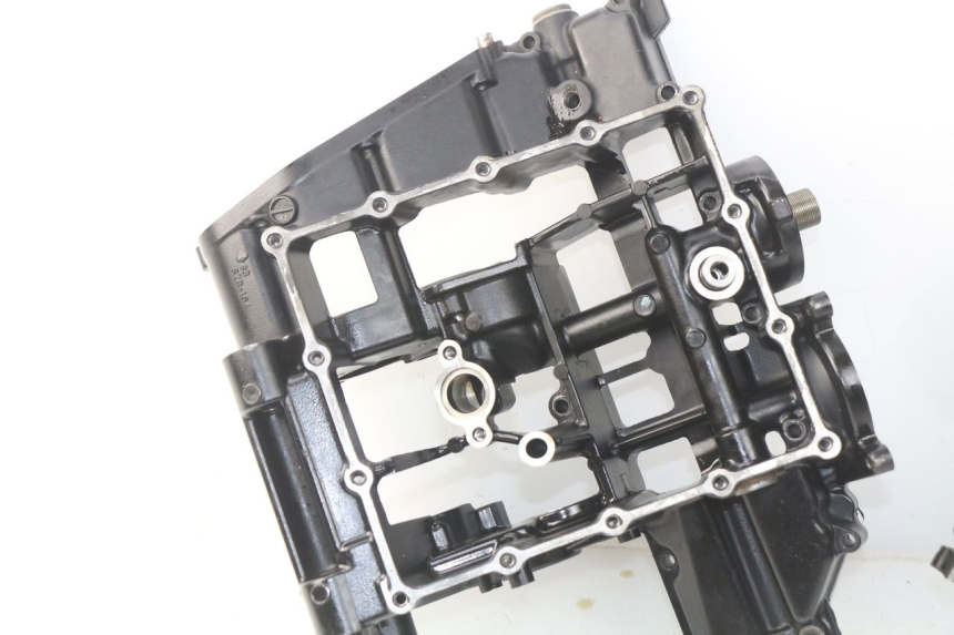 photo de CARTER BAS MOTEUR SUZUKI GSR 600 (2005 - 2012)