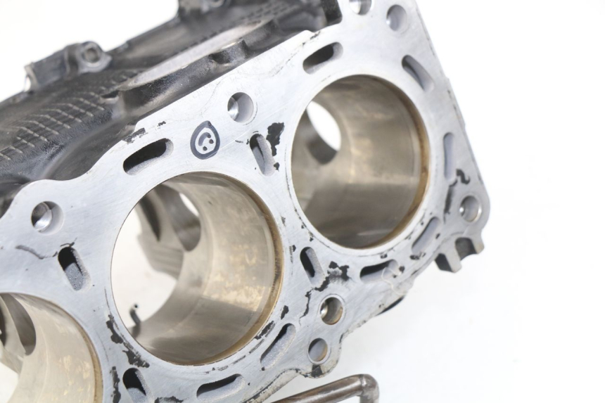photo de CARTER BAS MOTEUR SUZUKI GSR 600 (2005 - 2012)