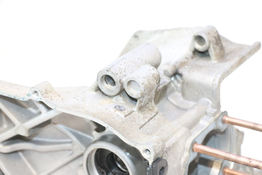 photo de CARTER BAS MOTEUR KEEWAY HURRICANE 50 (2006 - 2019) - Gros plan technique