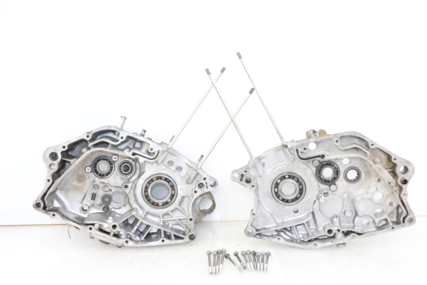photo de CARTER BAS MOTEUR HYOSUNG GF 125 (2001 - 2005)