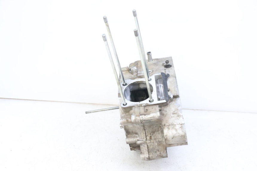 photo de CARTER BAS MOTEUR HYOSUNG GF 125 (2001 - 2005)