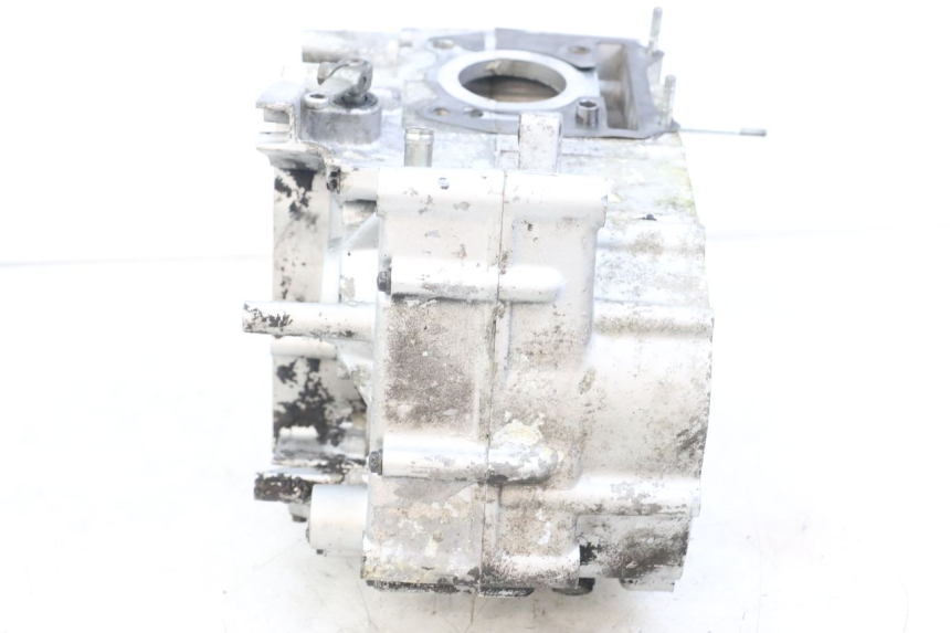 photo de Lower engine case HYOSUNG GV AQUILA 125 (2000 - 2004)