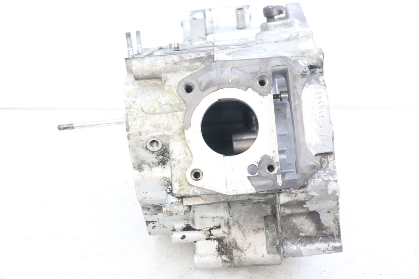 photo de Lower engine case HYOSUNG GV AQUILA 125 (2000 - 2004)