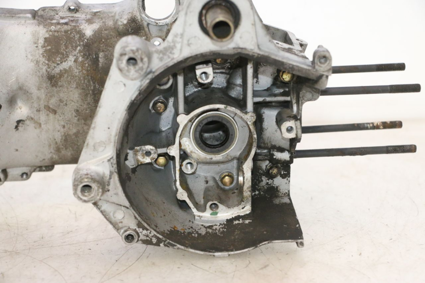 photo de CARTER BAS MOTEUR RIDE JUMP 2T 50 (2012 - 2017) - État de surface