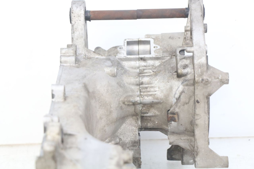 photo de CARTER BAS MOTEUR PEUGEOT KISBEE 2T 50 (2010 - 2017)