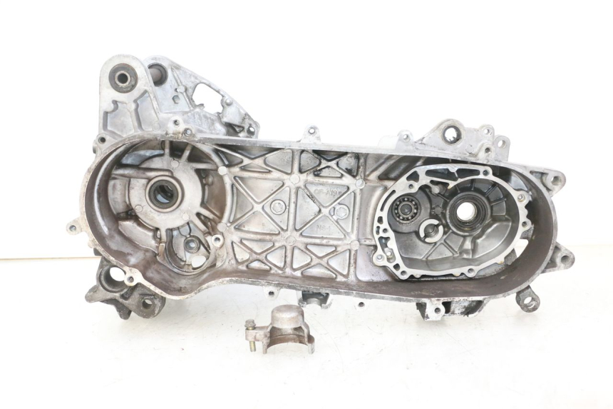 photo de CARTER BAS MOTEUR PEUGEOT KISBEE 2T 50 (2010 - 2017)