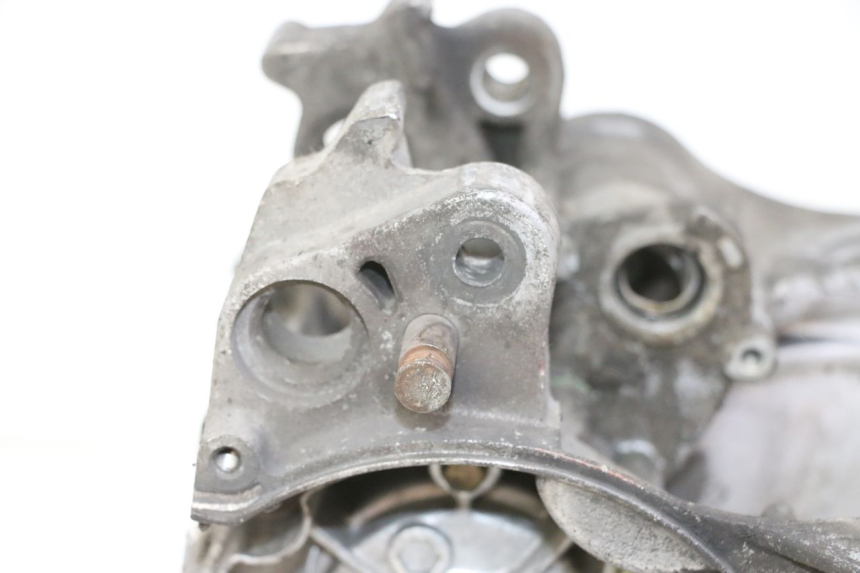 photo de CARTER BAS MOTEUR PEUGEOT KISBEE 2T 50 (2010 - 2017)