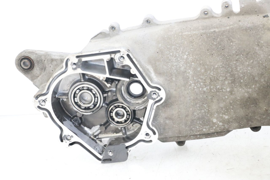 photo de Lower engine case KYMCO XCITING 250 (2006 - 2009)