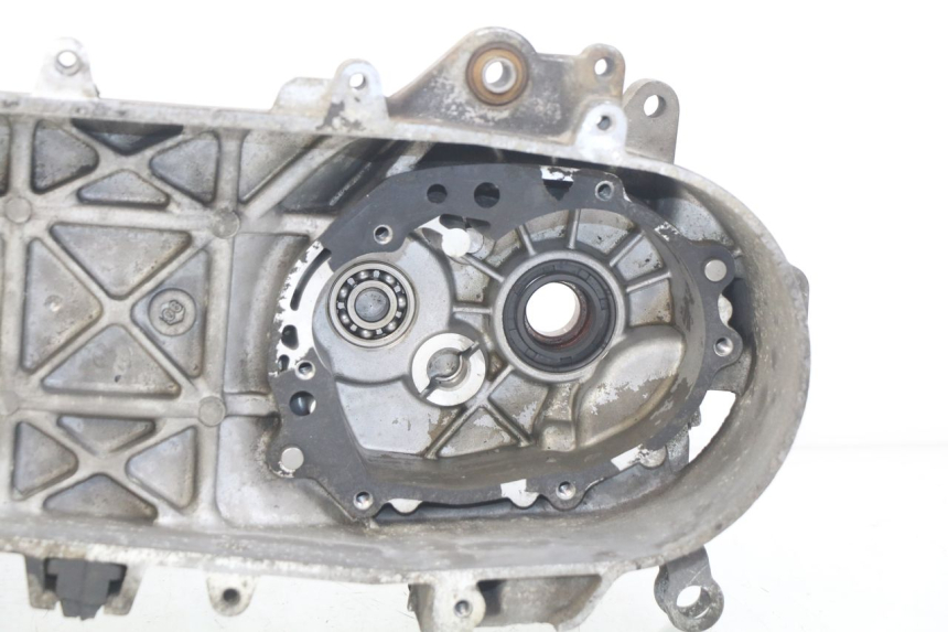 photo de CARTER BAS MOTEUR PEUGEOT LUDIX 50 (2008 - 2017)