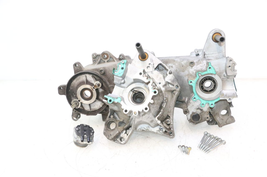 photo de CARTER BAS MOTEUR PEUGEOT LUDIX ONE 14P 50 (2004 - 2013) - Détail de la pièce