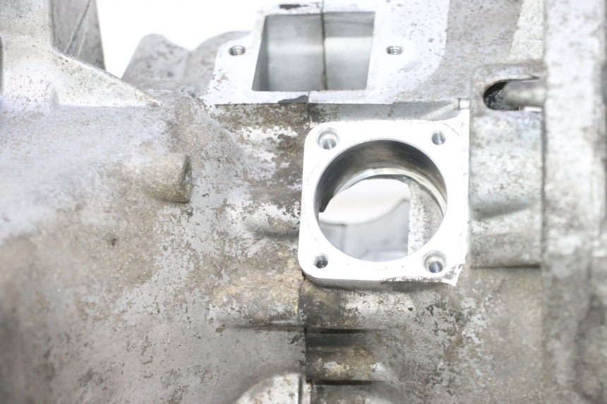 photo de CARTER BAS MOTEUR PEUGEOT LUDIX ONE 14P 50 (2004 - 2013) - Vue rapprochée