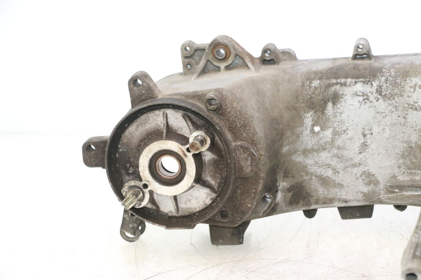 photo de CARTER BAS MOTEUR PEUGEOT LUDIX ONE 14P 50 (2004 - 2013) - Marquages et références