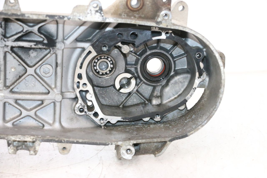 photo de CARTER BAS MOTEUR PEUGEOT LUDIX ONE 50 (2004 - 2013) - Inspection visuelle