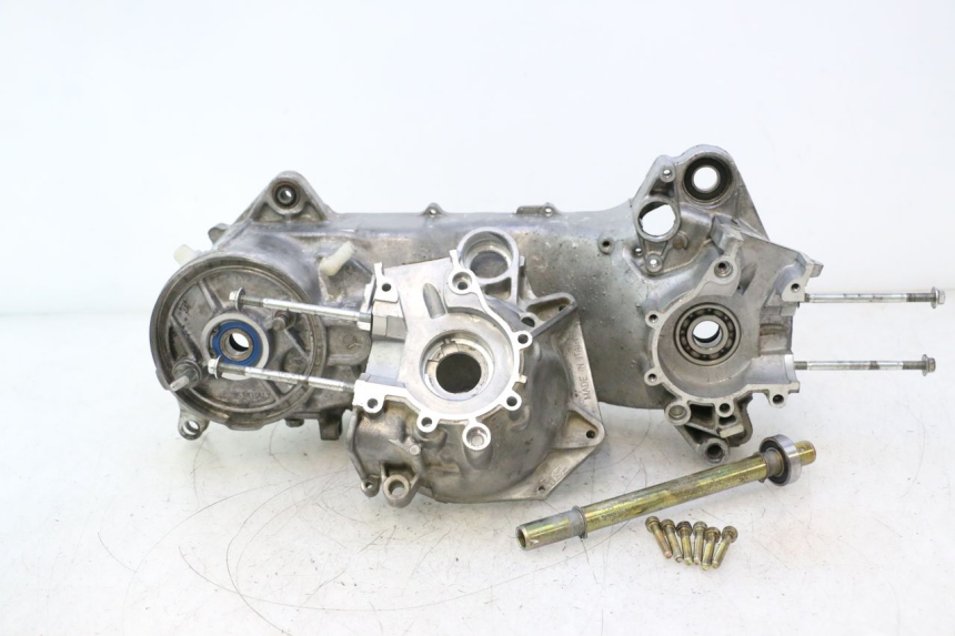 photo de CARTER BAS MOTEUR MBK MACH G AC 50 (2002 - 2014) - Zoom composants