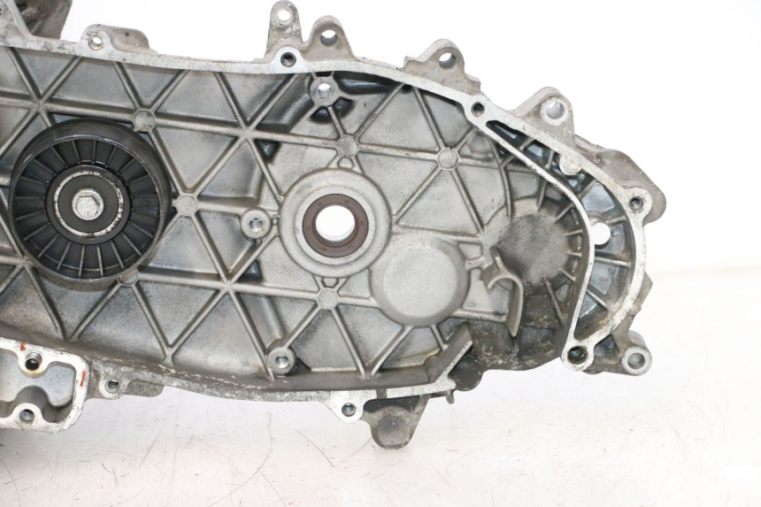 photo de CARTER BAS MOTEUR PIAGGIO MP3 LT 300 (2010 - 2016) - Photo complémentaire