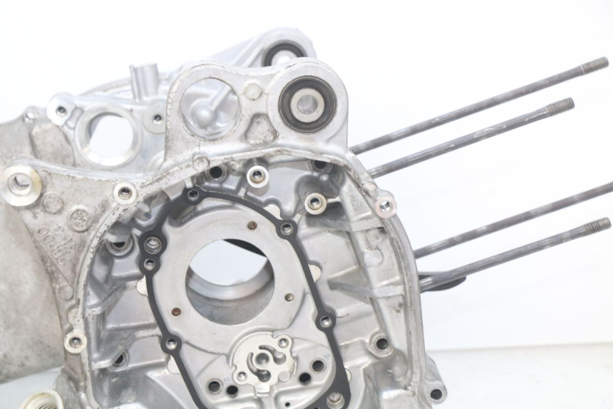 photo de CARTER BAS MOTEUR YAMAHA N-MAX NMAX 125 (2017 - 2020) - Zoom composants