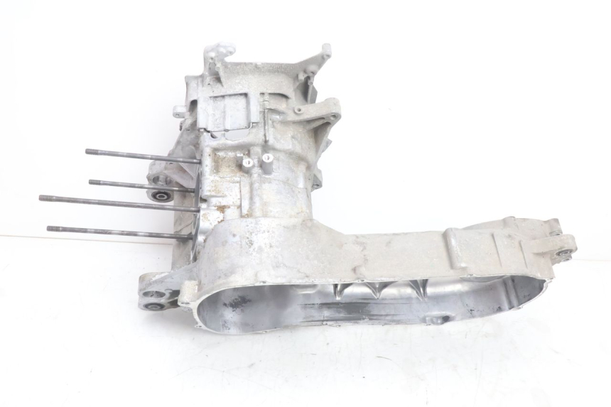 photo de CARTER BAS MOTEUR YAMAHA N-MAX NMAX 125 (2021 - 2024) - Photo complémentaire