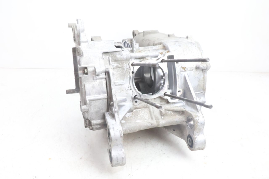 photo de CARTER BAS MOTEUR YAMAHA N-MAX NMAX 125 (2021 - 2024) - Marquages et références