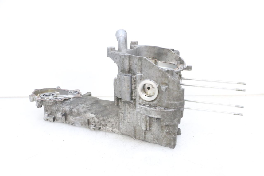 photo de CARTER BAS MOTEUR YAMAHA NEOS NEO'S 4T 50 (2008 - 2016) - Gros plan technique