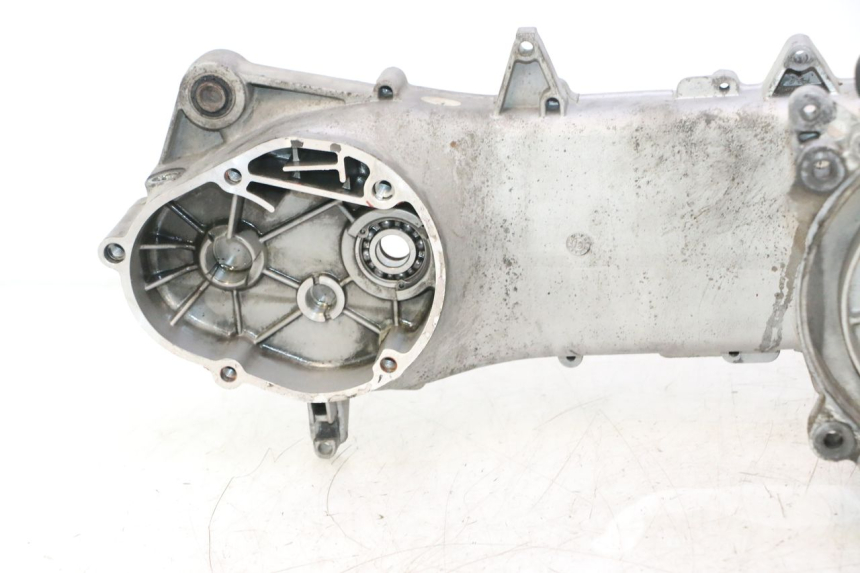 photo de CARTER BAS MOTEUR PIAGGIO NEW TYPHOON 50 (2018 - 2021) - Points de fixation