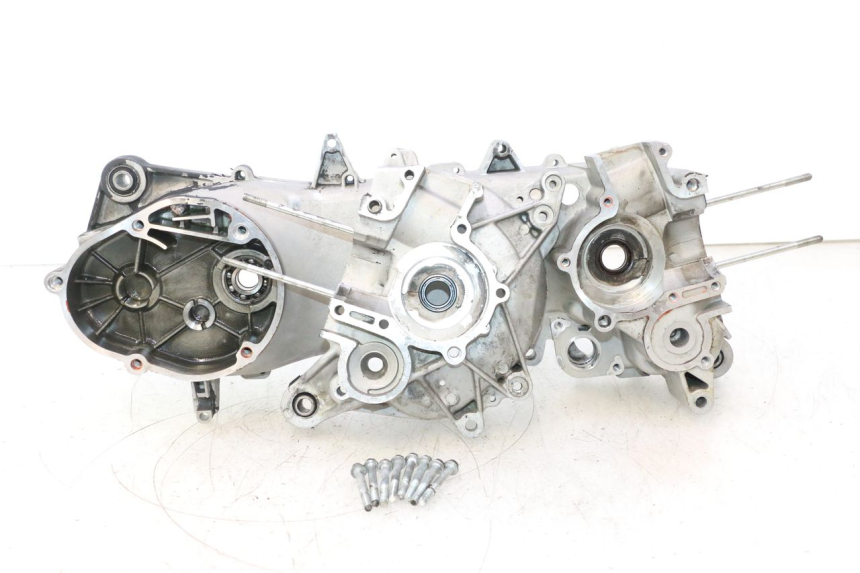 photo de CARTER BAS MOTEUR PIAGGIO NEW TYPHOON 50 (2018 - 2021) - Détail de la pièce