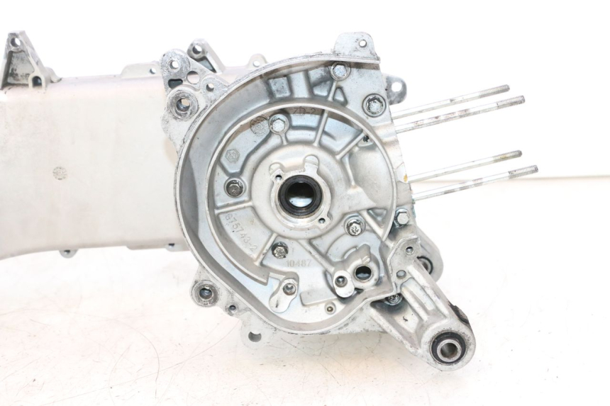 photo de CARTER BAS MOTEUR PIAGGIO NEW TYPHOON 50 (2018 - 2021) - Points de fixation