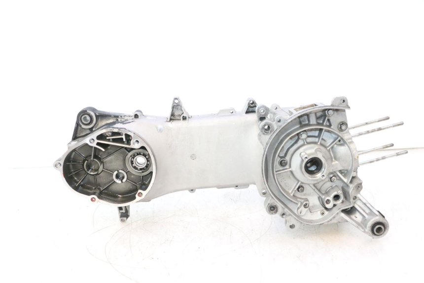 photo de CARTER BAS MOTEUR PIAGGIO NEW TYPHOON 50 (2018 - 2021) - État de surface
