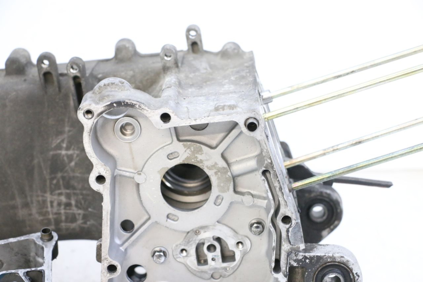 photo de CARTER BAS MOTEUR SYM ORBIT III 3 4T 50 (2018 - 2021) - Zoom qualité