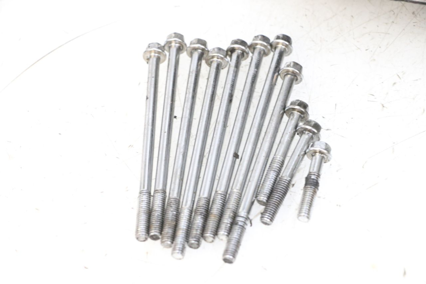 photo de CARTER BAS MOTEUR SYM ORBIT III 3 4T 50 (2018 - 2021) - Gros plan technique