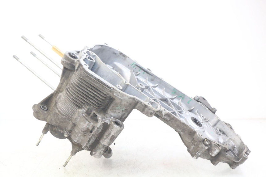 photo de CARTER BAS MOTEUR PIAGGIO VESPA GTS IGET ABS 125 (2017 - 2023)