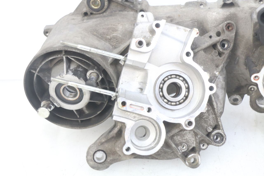 photo de CARTER BAS MOTEUR PIAGGIO VESPA LX 2T 50 (2005 - 2013)