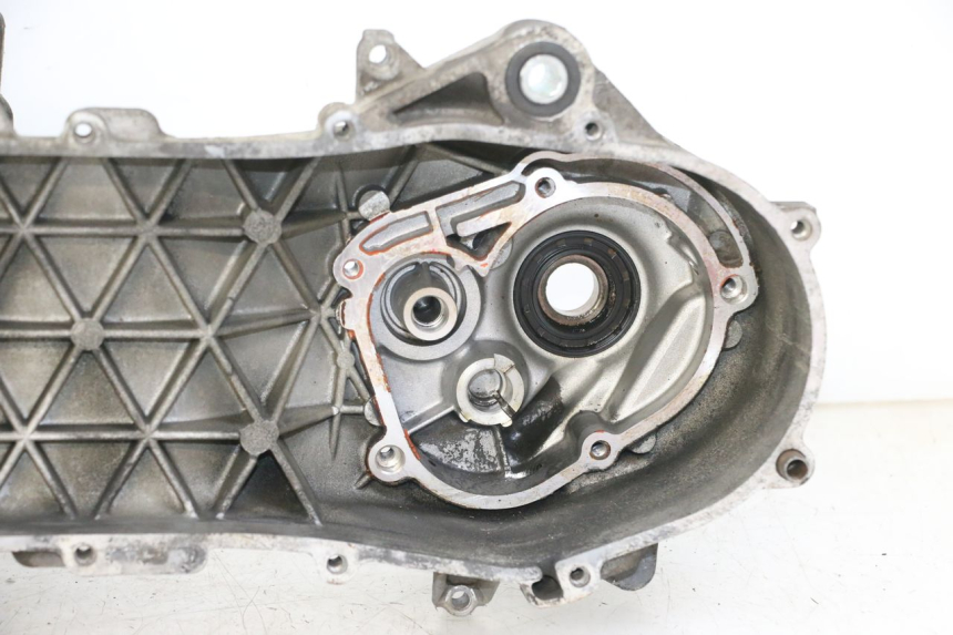 photo de CARTER BAS MOTEUR PIAGGIO VESPA S 2T 50 (2007 - 2014)