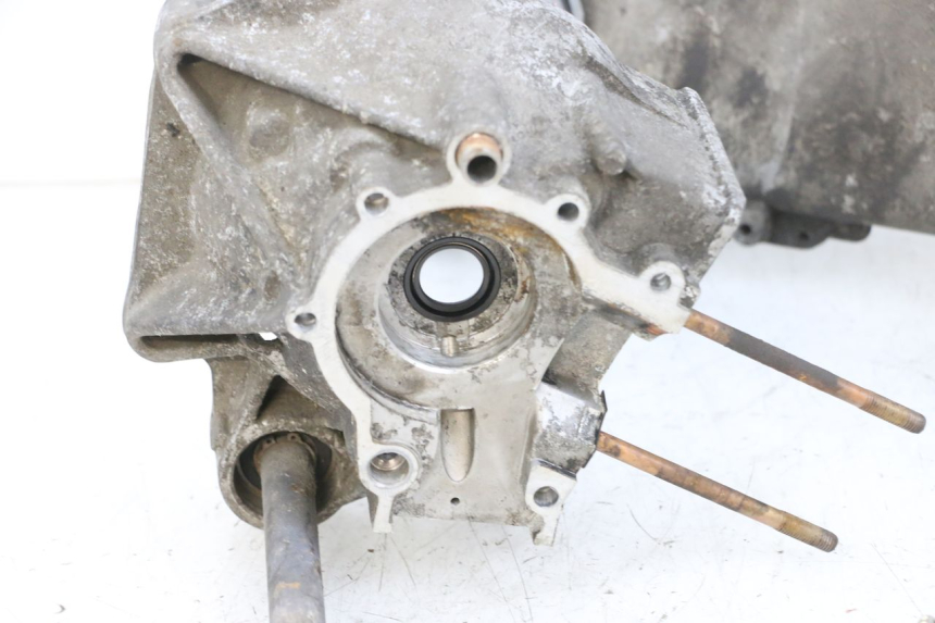 photo de CARTER BAS MOTEUR RIDE RACE 2T 50 (2012 - 2017) - Points de fixation