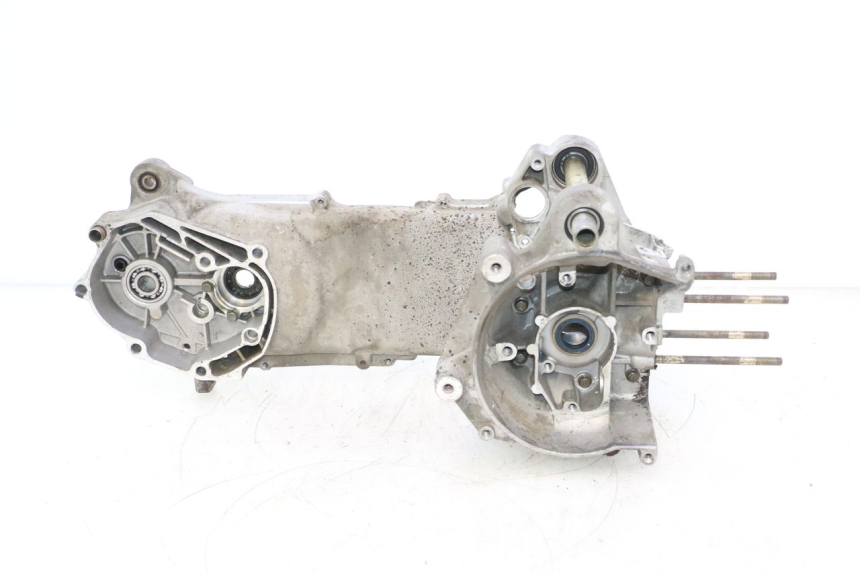photo de CARTER BAS MOTEUR TNT MOTOR ROMA 12' 2T 50 (2007 - 2018) - Points de fixation