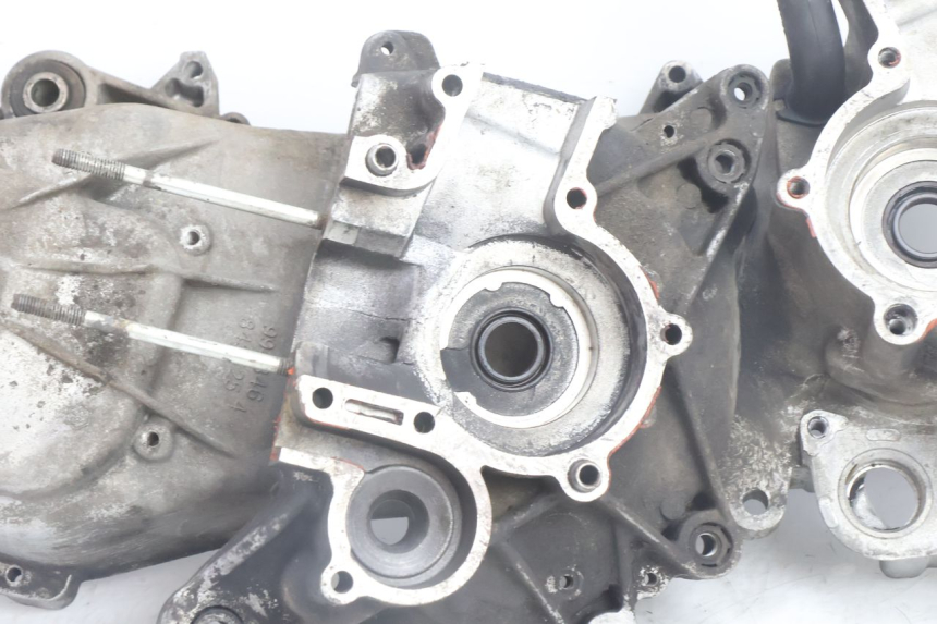 photo de CARTER BAS MOTEUR GILERA RUNNER SP 50 (2002 - 2004) - Gros plan technique