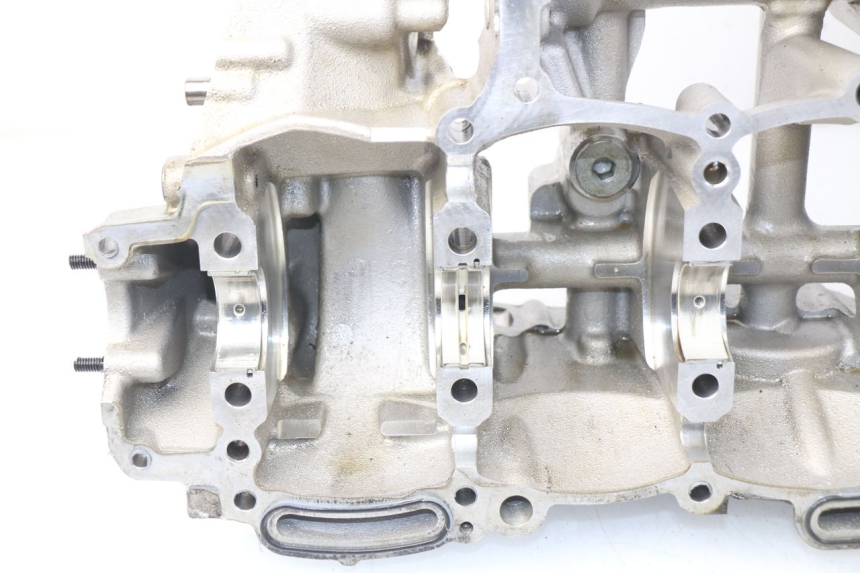 photo de CARTER BAS MOTEUR BMW S RR ABS S1000RR 1000 (2009 - 2011) - État de surface