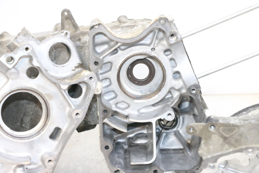 photo de CARTER BAS MOTEUR DAELIM S1 125 (2007 - 2016) - Autre angle de vue