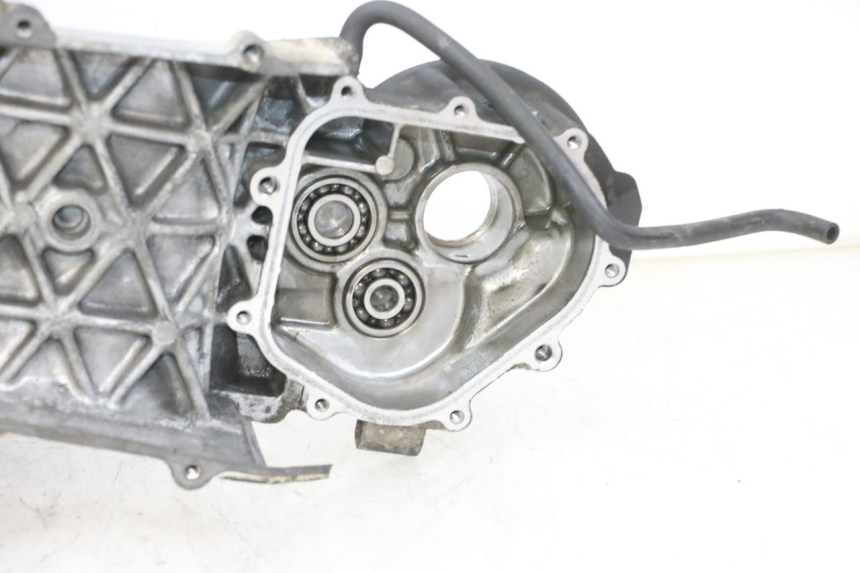 photo de CARTER BAS MOTEUR DAELIM S1 125 (2007 - 2016) - Marquages et références