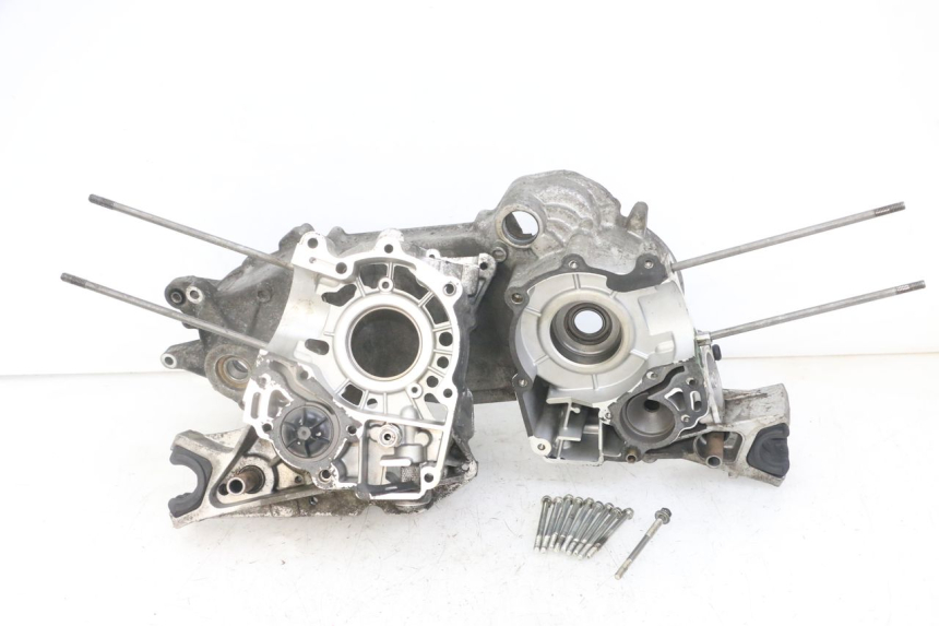 photo de CARTER BAS MOTEUR PEUGEOT SATELIS 125 (2013 - 2018)