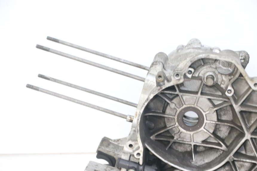 photo de CARTER BAS MOTEUR PEUGEOT SATELIS 125 (2013 - 2018)