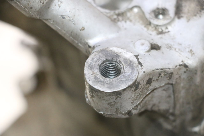 photo de CARTER BAS MOTEUR HONDA SCV LEAD 100 (2003 - 2007) - Zoom état d’usage