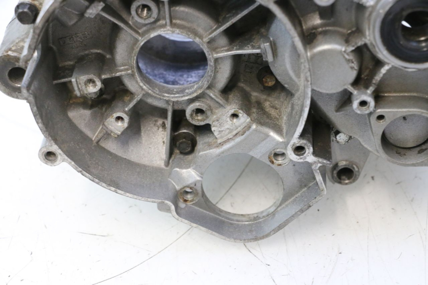 photo de CARTER BAS MOTEUR DERBI SENDA 50 (2003 - 2005) - Focus structure