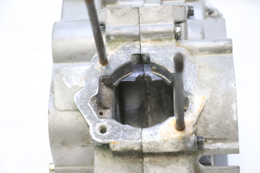 photo de CARTER BAS MOTEUR DERBI SENDA 50 (2003 - 2005) - Marquages et références