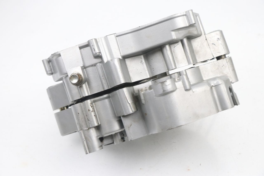 photo de CARTER BAS MOTEUR DERBI SENDA SM DRD 50 (2008 - 2013) - Détail de la pièce