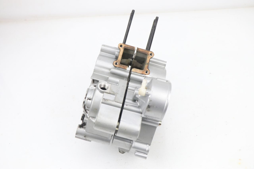 photo de CARTER BAS MOTEUR DERBI SENDA SM DRD 50 (2008 - 2013) - Points de fixation