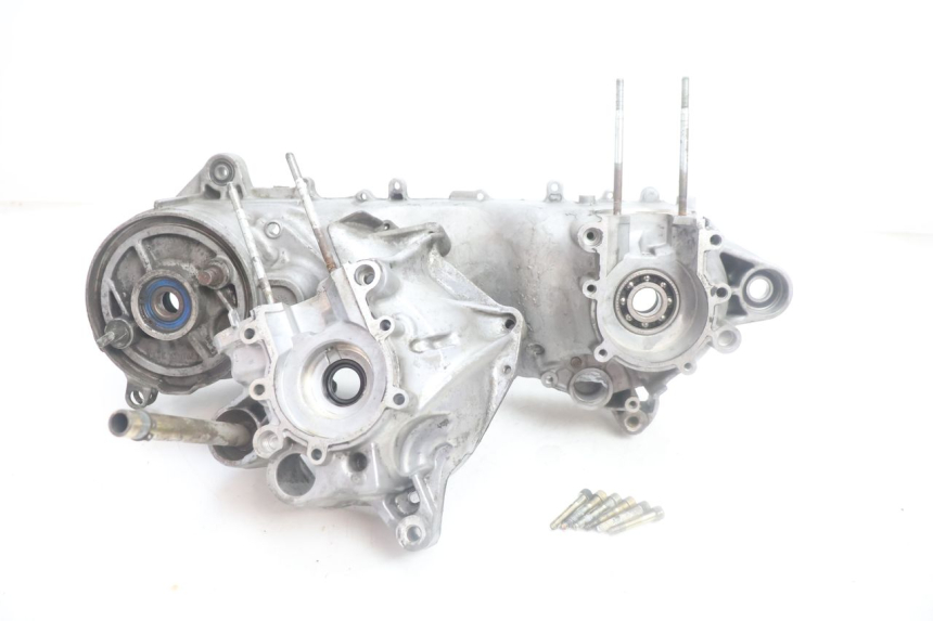 photo de CARTER BAS MOTEUR YAMAHA SLIDER 50 (1999 - 2004) - Points de fixation